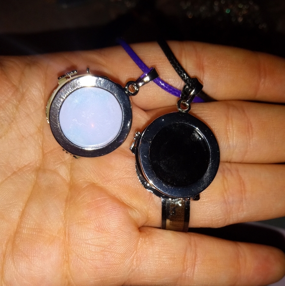 Necklaces - Picture 2 of 2